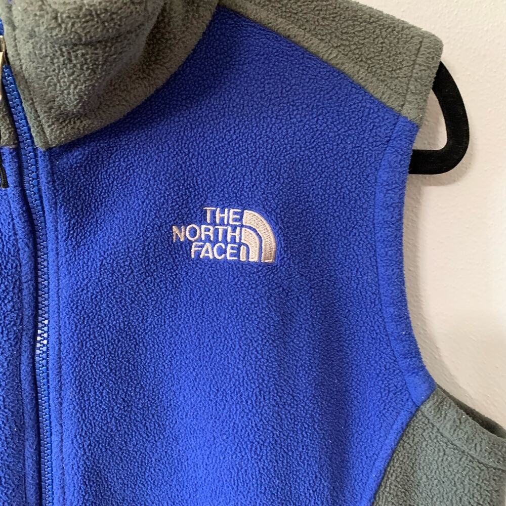 The North Face  Women's Full Zip Fleece Vest L Blue Gray Zip Pockets Warm - Picture 2 of 16